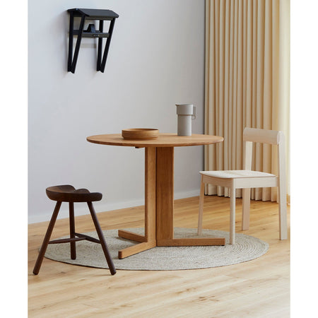 Form & Refine - Trefoil Round Table Ø75 - Skandium London