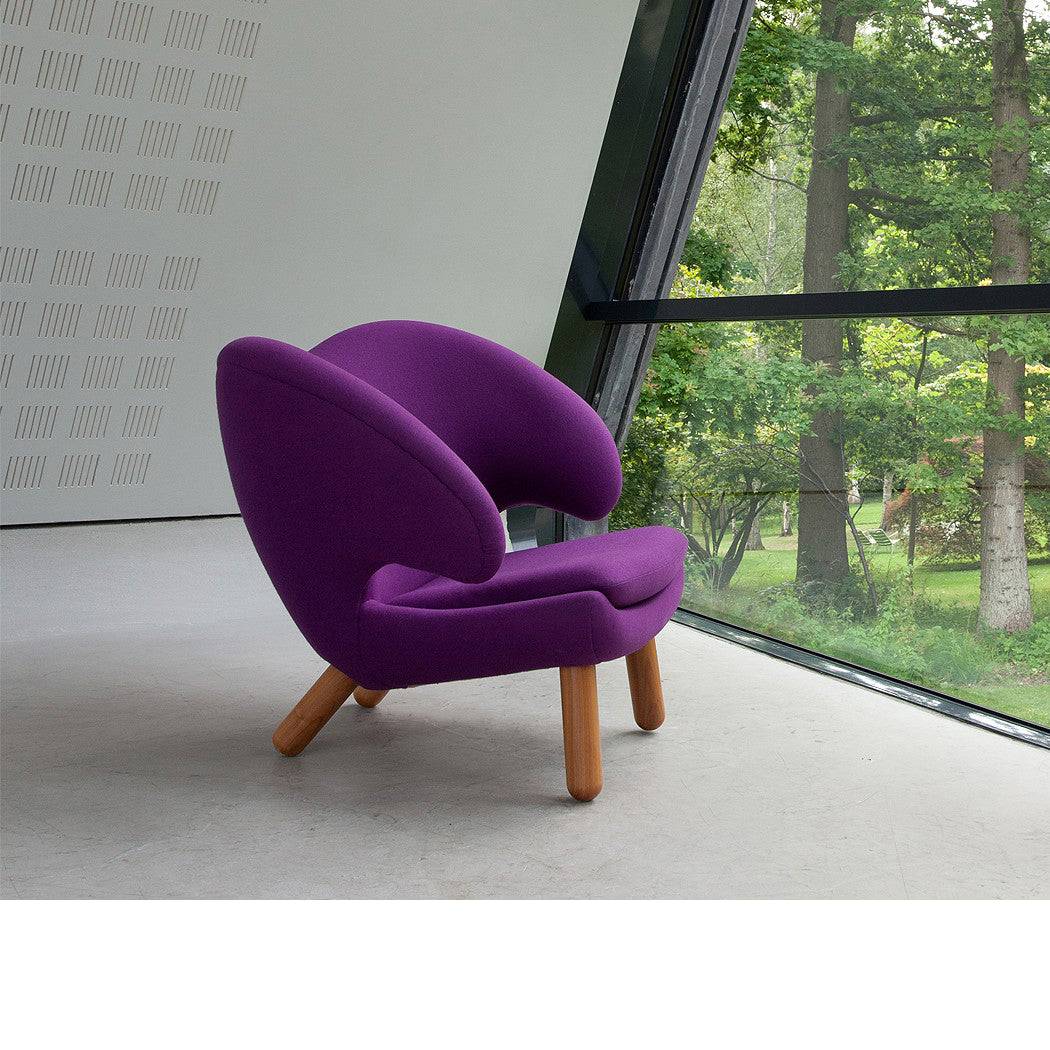 Pelican lounge chair | House of Finn Juhl | Skandium London