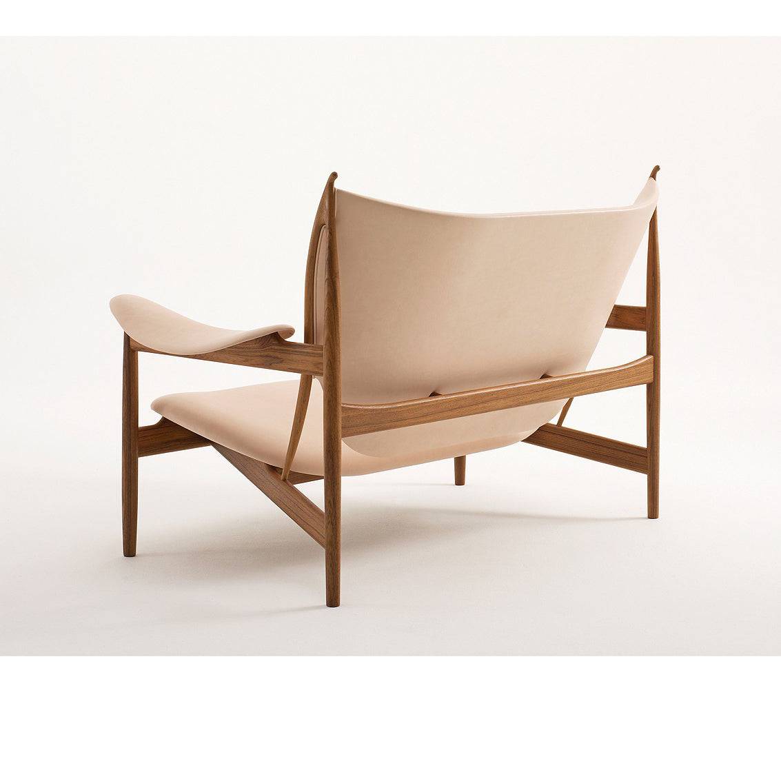 Chieftain sofa | House of Finn Juhl | Skandium London
