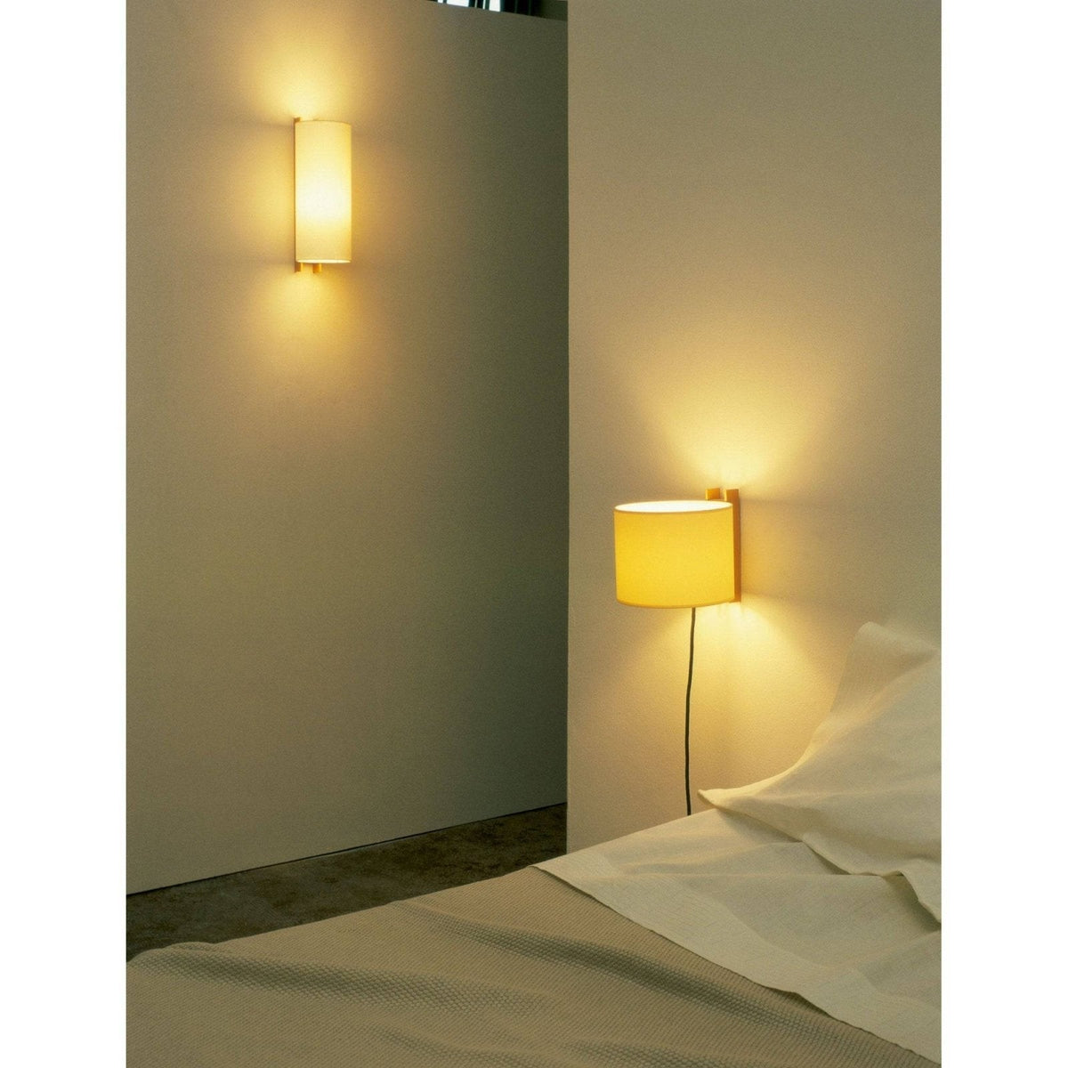 Santa & Cole - TMM Corto wall lamp - Skandium London