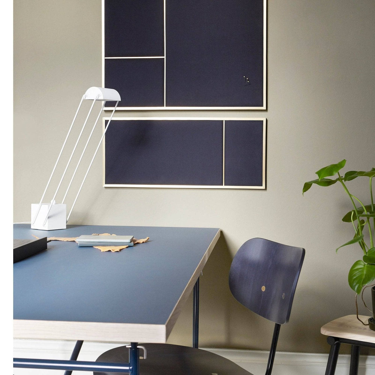 Please Wait to be Seated - Tokio Desk Lamp - Skandium London