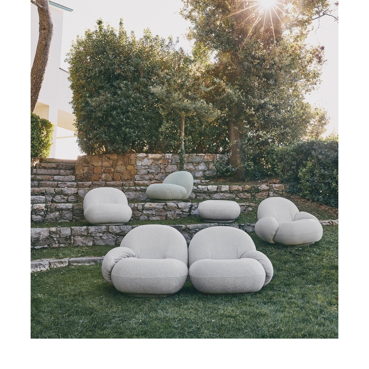 Gubi - Pacha Lounge Chair - Outdoor Swivel - Skandium London