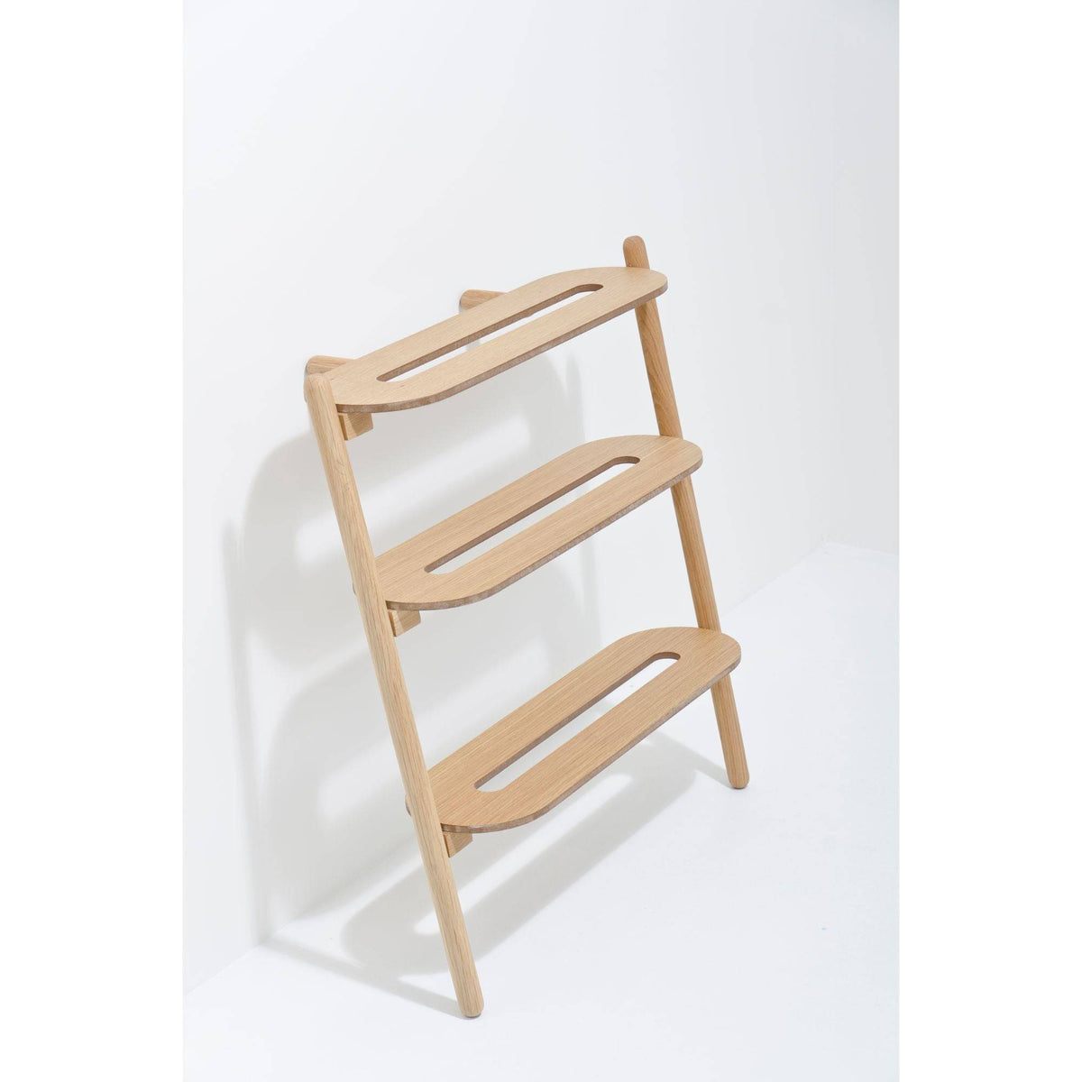 Heel Bar Shoe Tidy - Oak | Wireworks | Skandium London