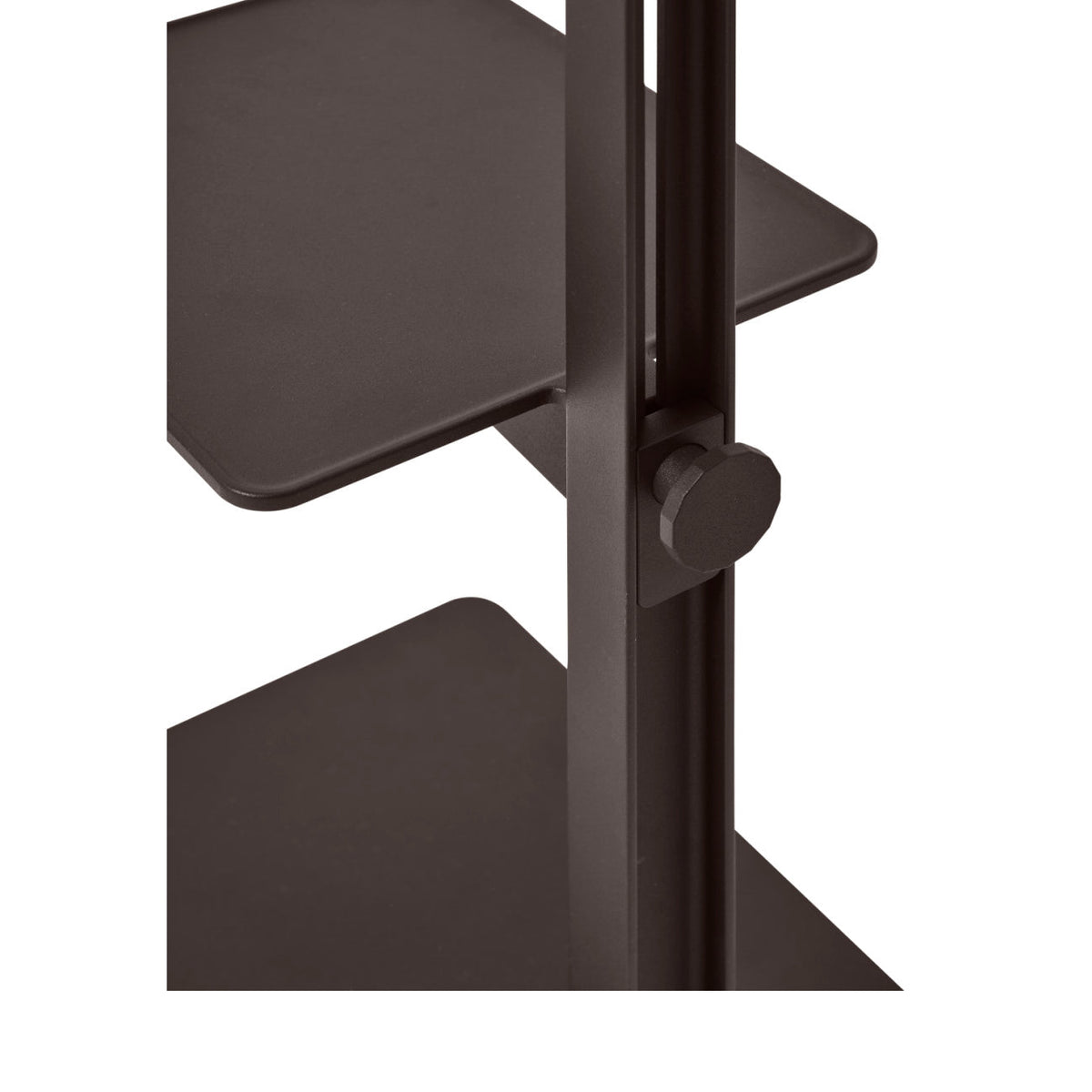 String - Museum Sidetable - Skandium London