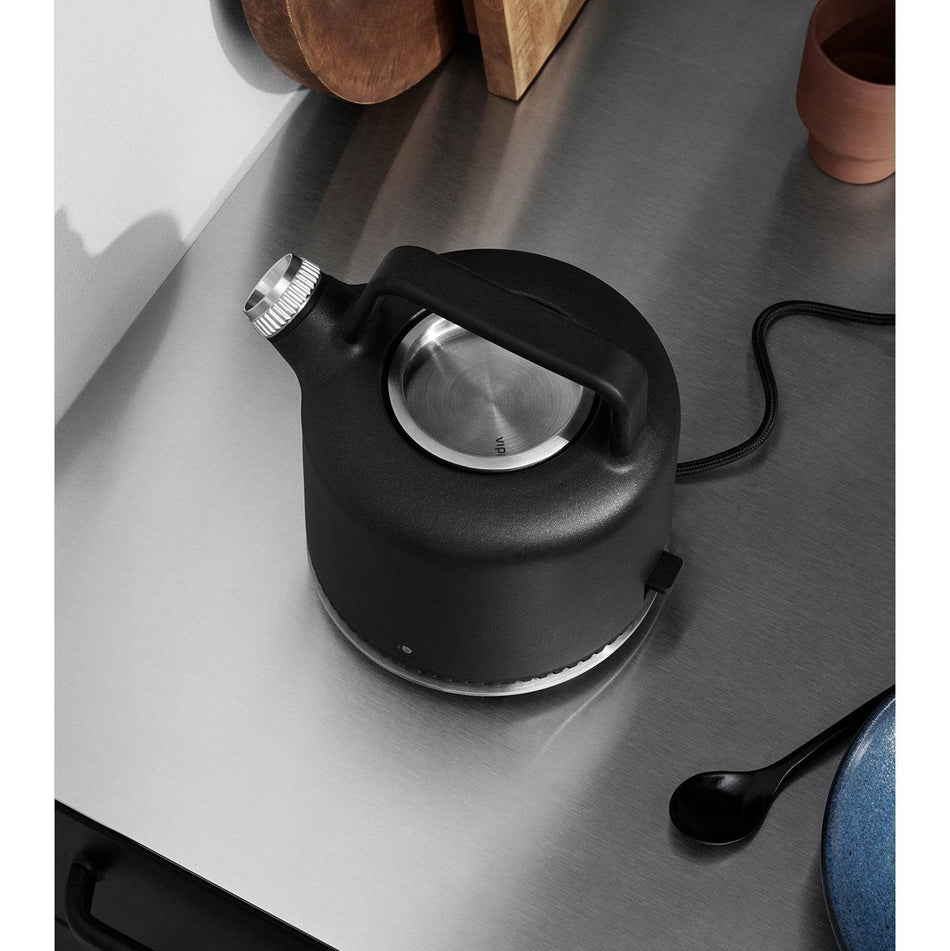 VIPP501 | Electric Kettle EU | Vipp | shop at Skandium London