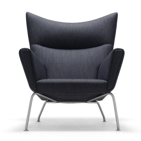 CH445 Wing chair | Carl Hansen | Skandium London