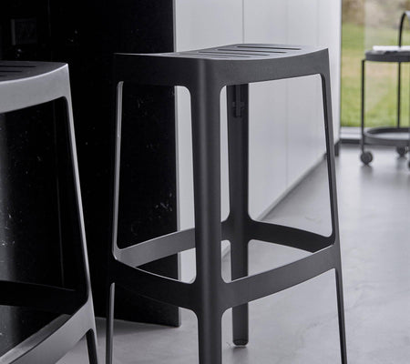 Cut Bar Chair | High | Stackable | Cane-line | Skandium London