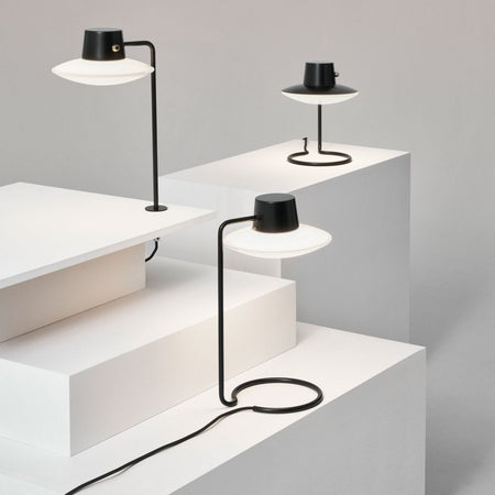 Louis Poulsen - AJ Oxford Table Lamp - Skandium London