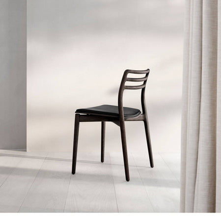 Vipp - VIPP481 - Cabin Chair - Skandium London