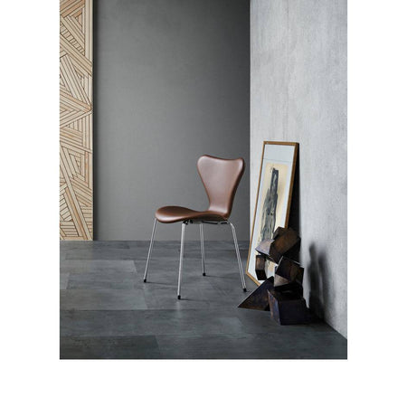 Fritz Hansen - Series 7™ chair with full leather upholstery - Skandium London