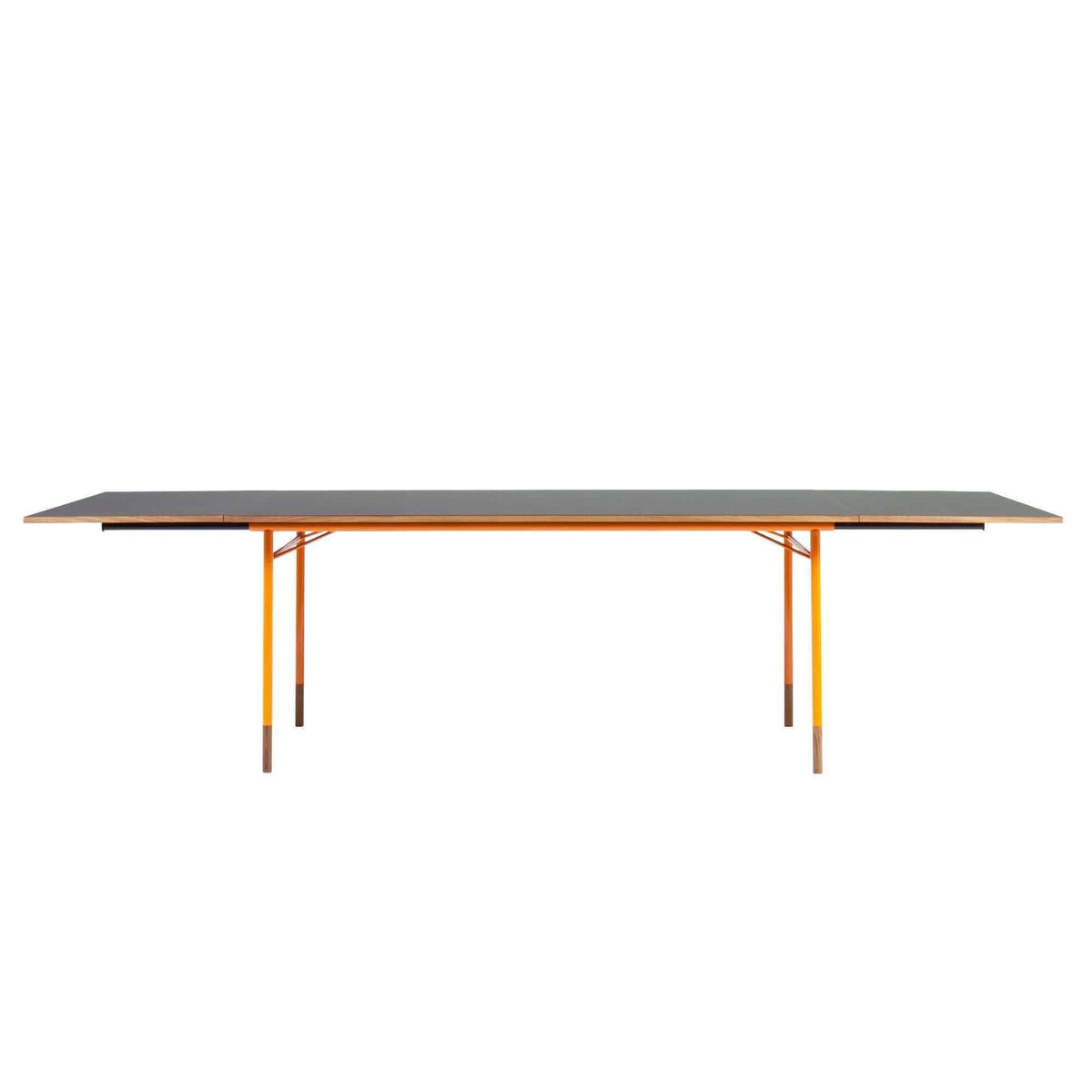 Nyhavn Dining Table With 2 Leaves | House of Finn Juhl | Skandium London