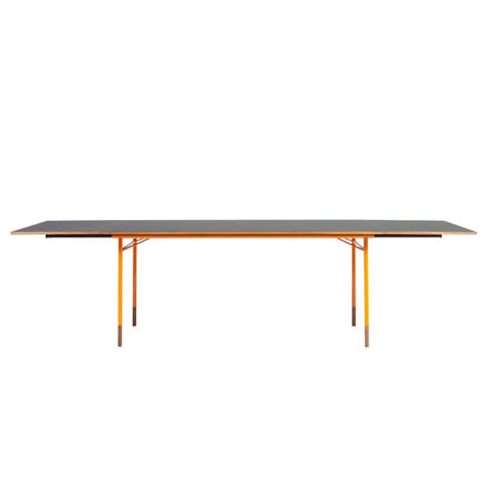 Nyhavn Dining Table With 2 Leaves | House of Finn Juhl | Skandium London