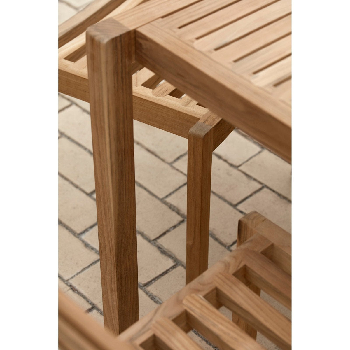 Carl Hansen - AH902 Dining Table, square - untreated teak - Skandium London