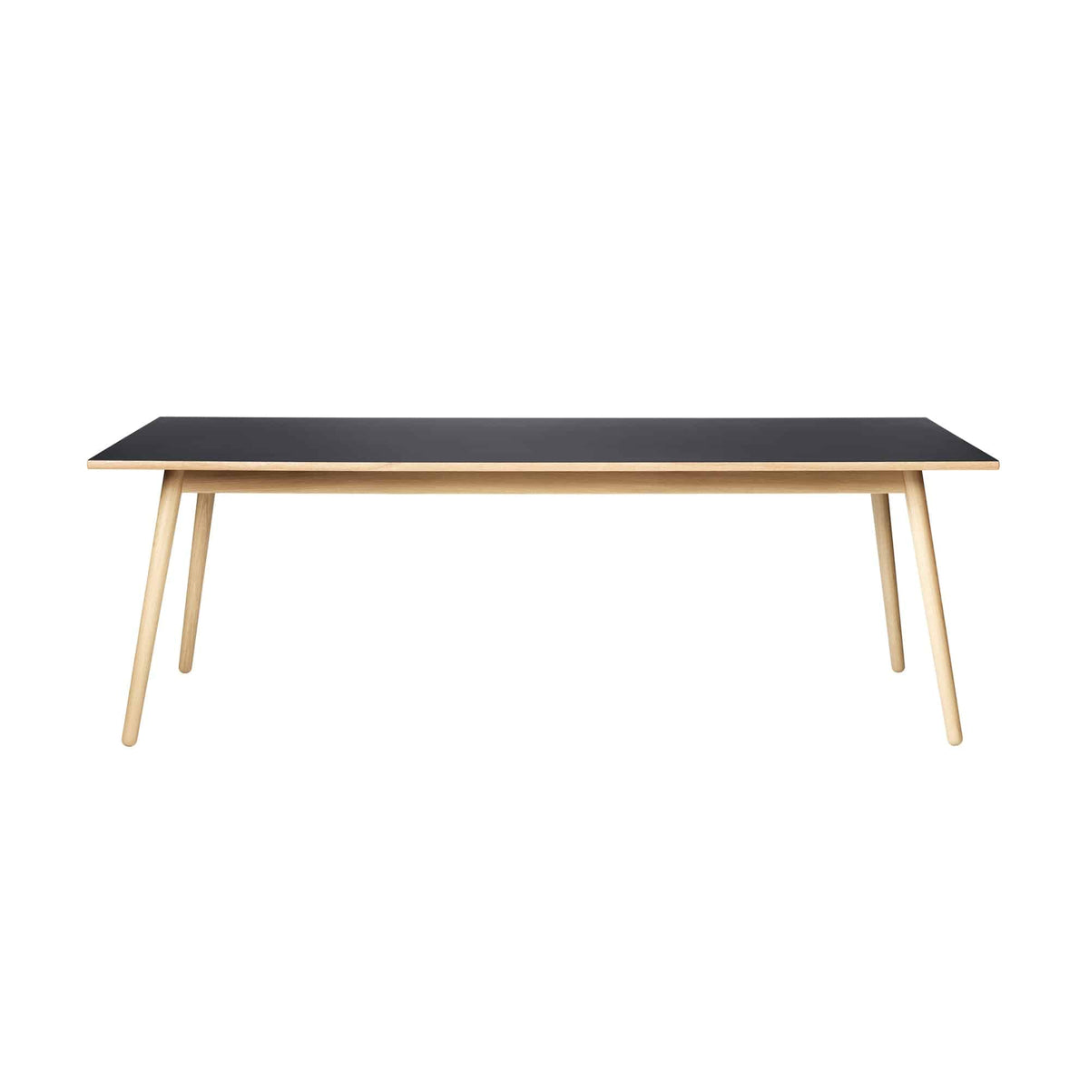 C35C Dining table | FDB | Skandium London
