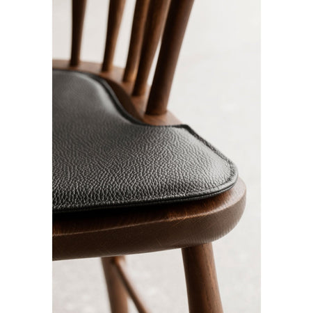 Carl Hansen - FH38 Windsor Chair - Skandium London