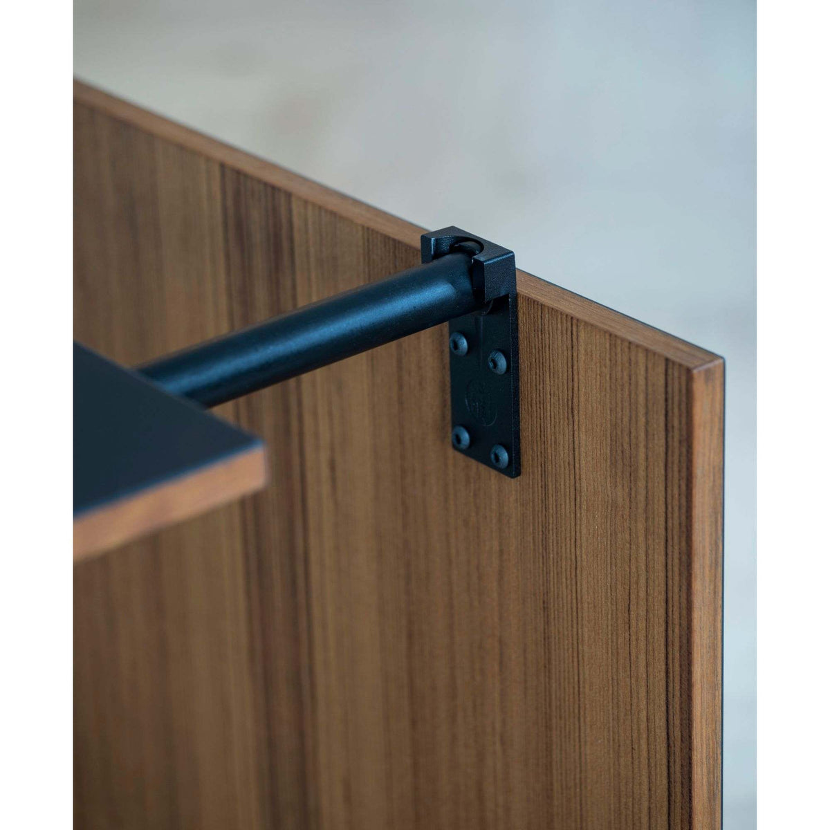 Nyhavn Dining Table With 2 Leaves | House of Finn Juhl | Skandium London