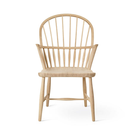 Carl Hansen - FH38 Windsor Chair - Skandium London
