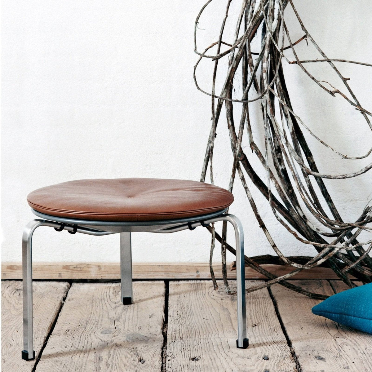 Fritz Hansen - PK33 stool - Skandium London