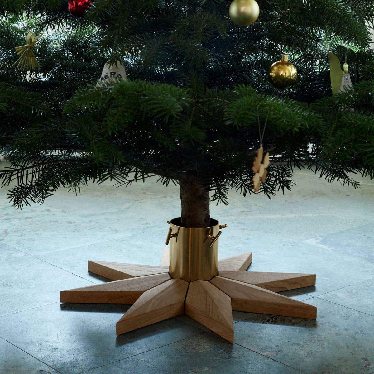 Stella Christmas Tree base | Skagerak | shop at Skandium London
