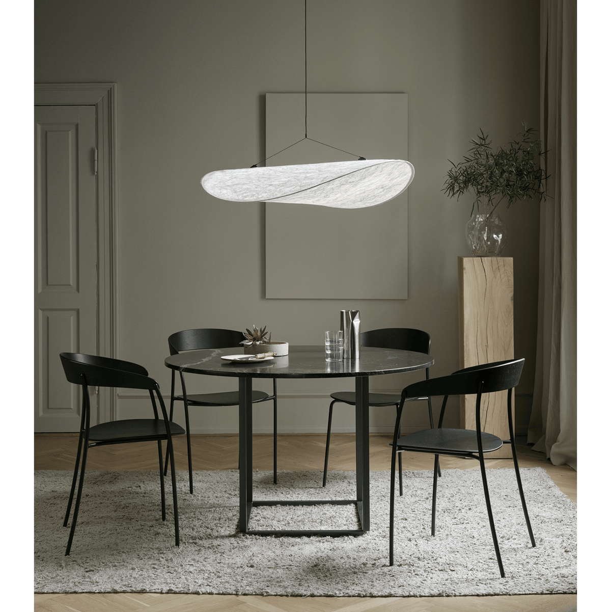 New Works - Florence dining table - Ø 120 cm, w. wood veneer - Skandium London