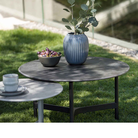 Twist Coffee Table | Medium | Cane-line | Skandium London