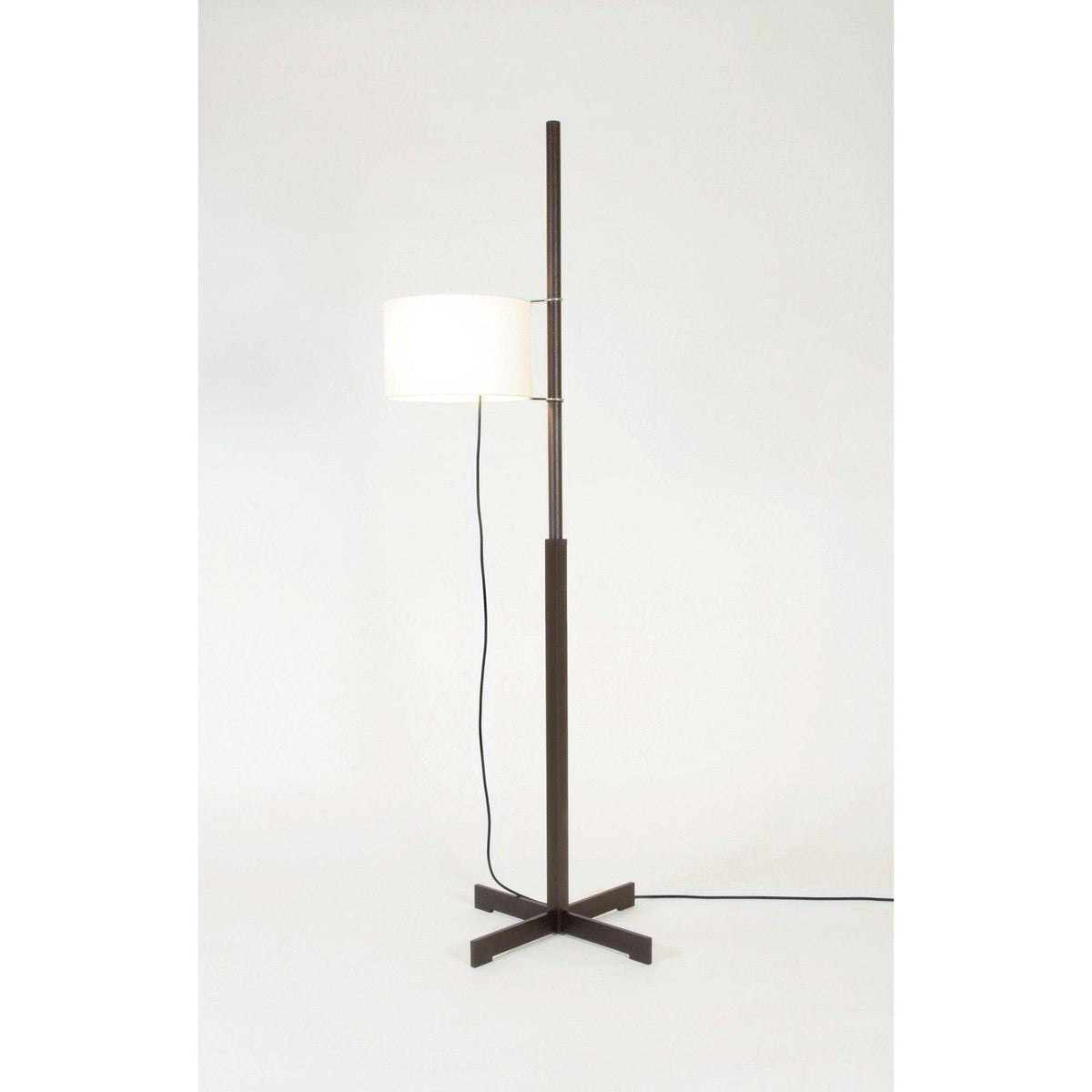 TMM floor lamp | Santa & Cole | Skandium London
