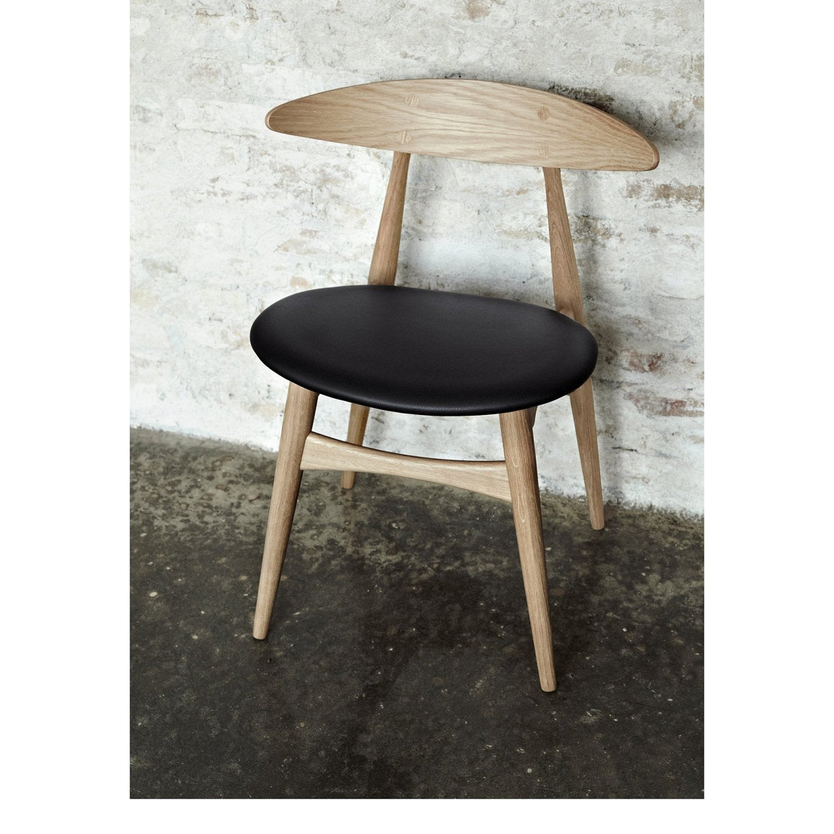 Carl Hansen - CH33P dining chair - Skandium London
