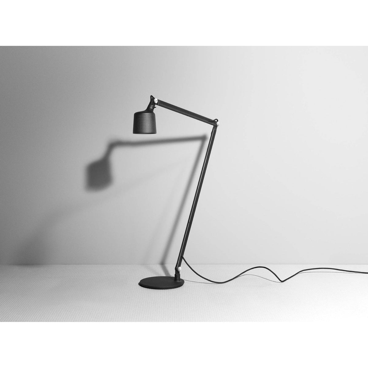 Vipp - VIPP525 - Floor Reading Lamp - Skandium London