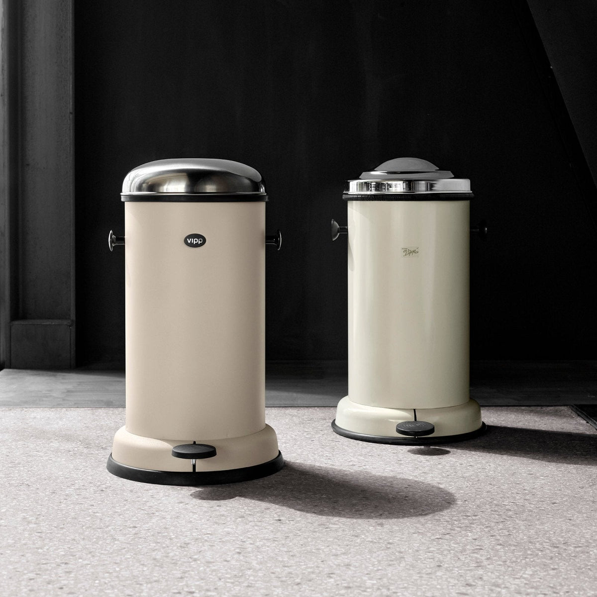 Vipp - VIPP15 - Bin 14L - Beige - Skandium London