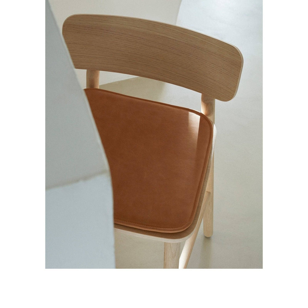 Fritz Hansen - Hven bar stool - Skandium London