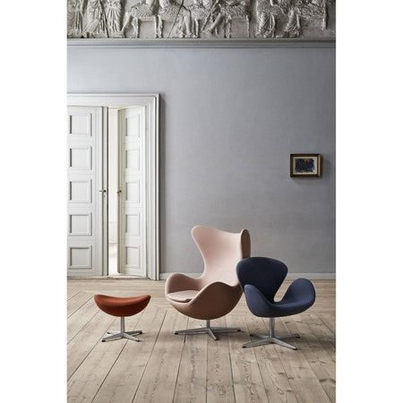 Fritz Hansen - Swan™ chair - Skandium London