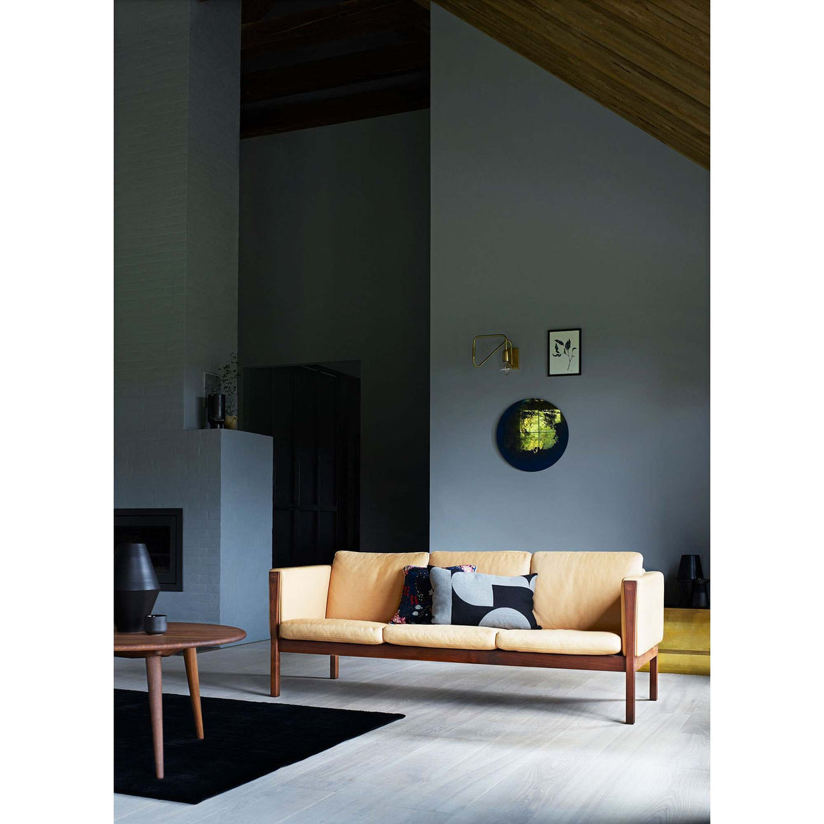 Carl Hansen - CH008 Coffee Table - Skandium London