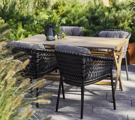 Flip Folding Table | Large 80x140 cm | Cane-line | Skandium London