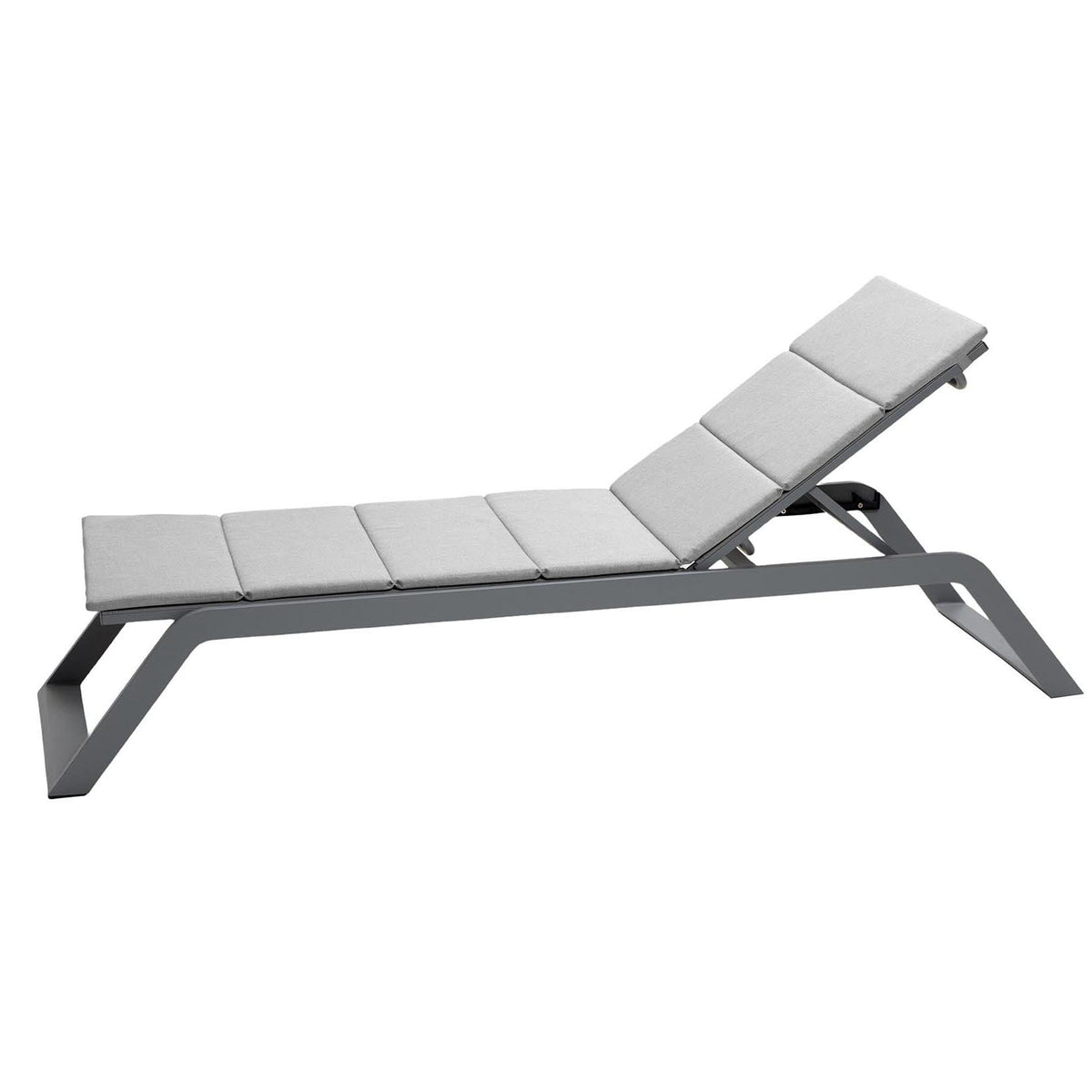Siesta Sunbed | Cane-line | Skandium London