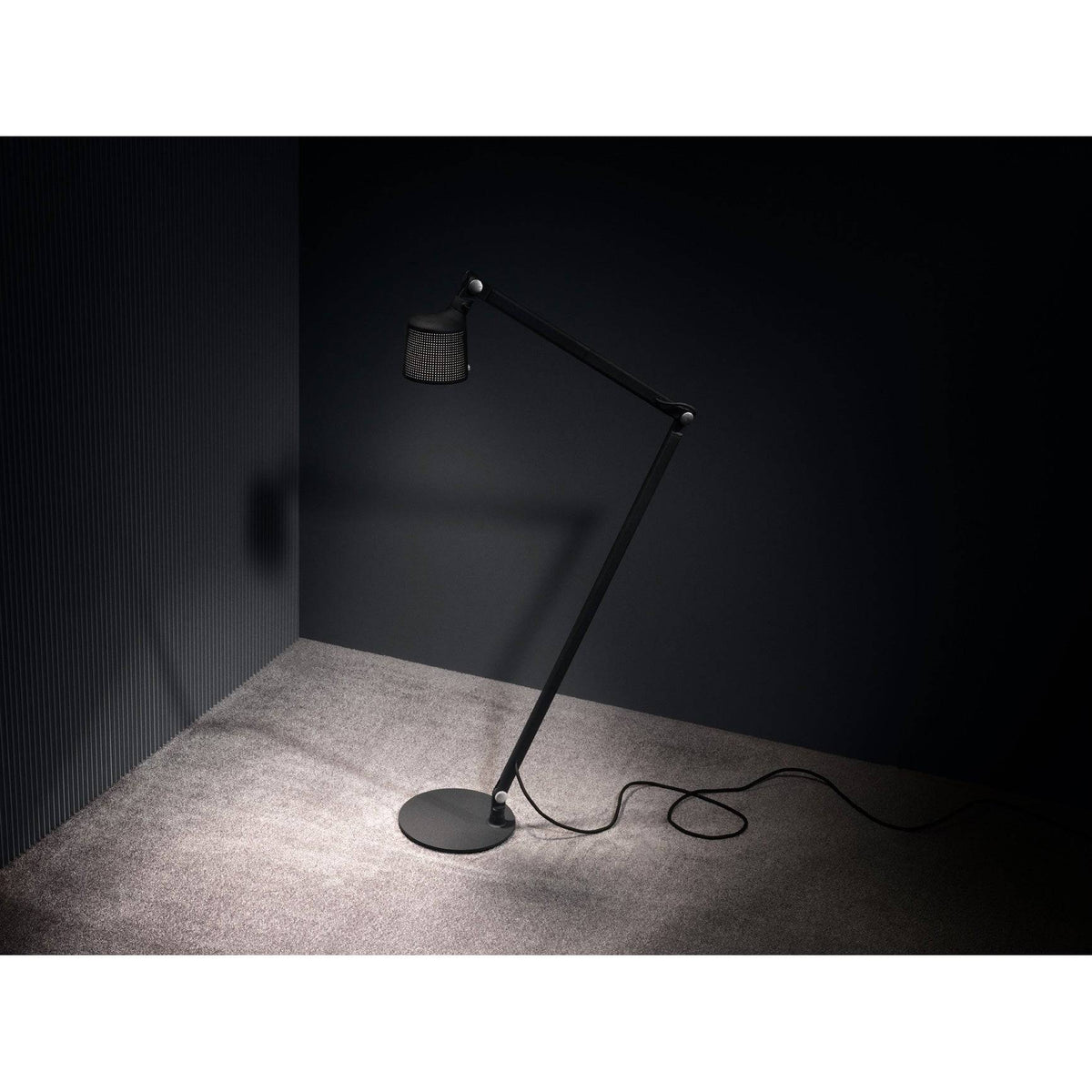 Vipp - VIPP525 - Floor Reading Lamp - Skandium London