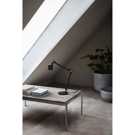 Vipp - VIPP521 - Desk Lamp - Skandium London