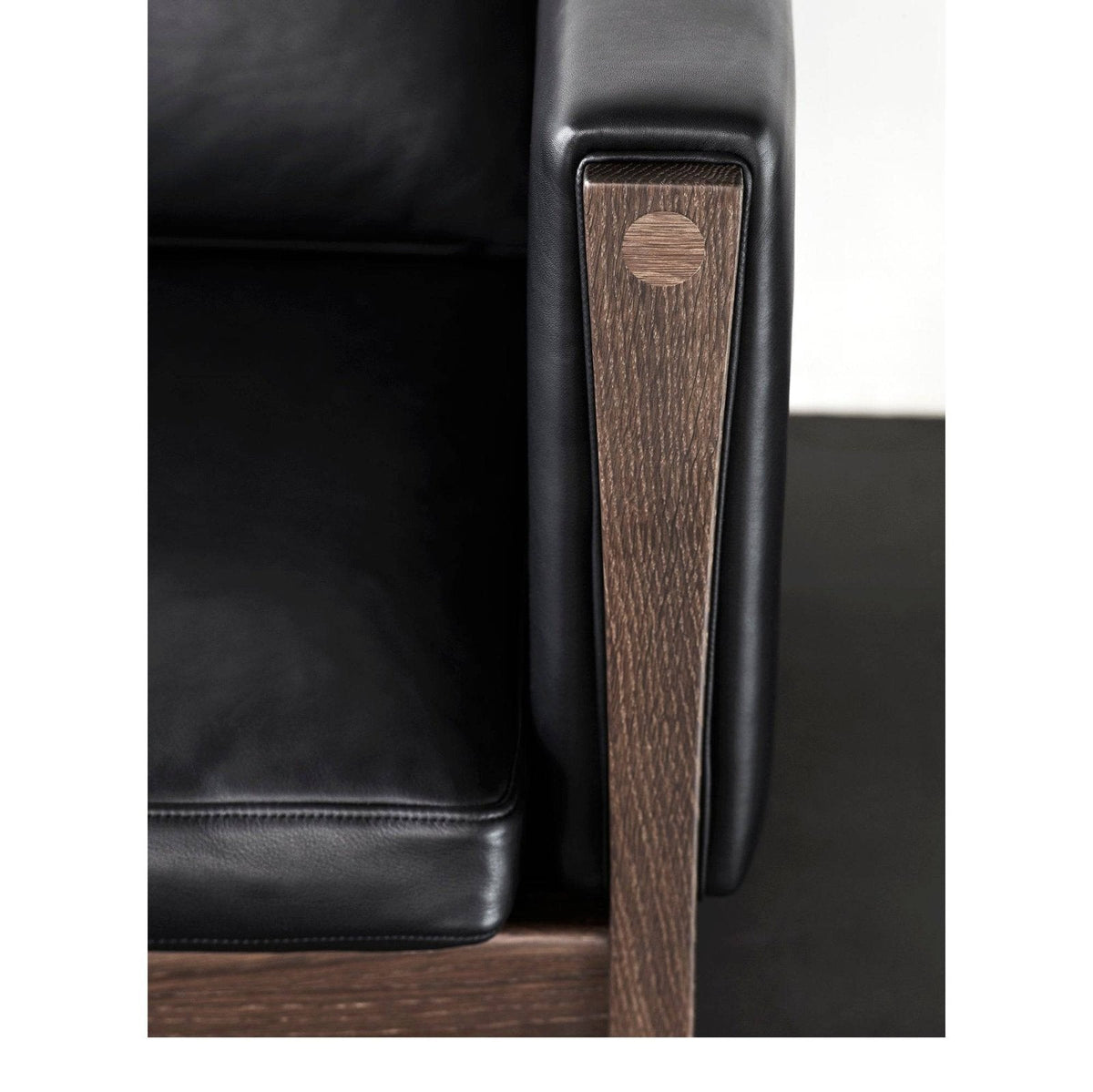 Carl Hansen - CH162 sofa - Skandium London