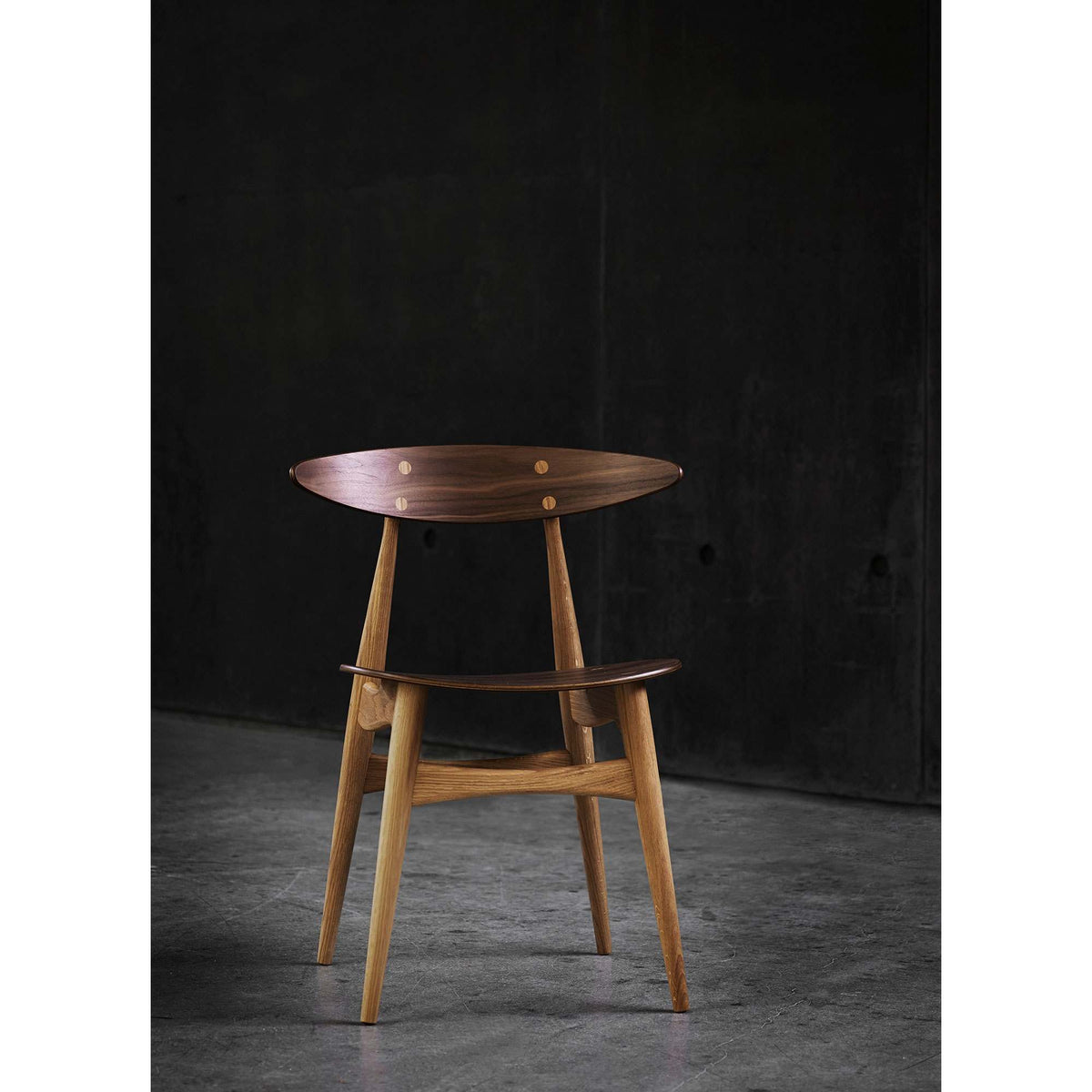 Carl Hansen - CH33 chair - Skandium London