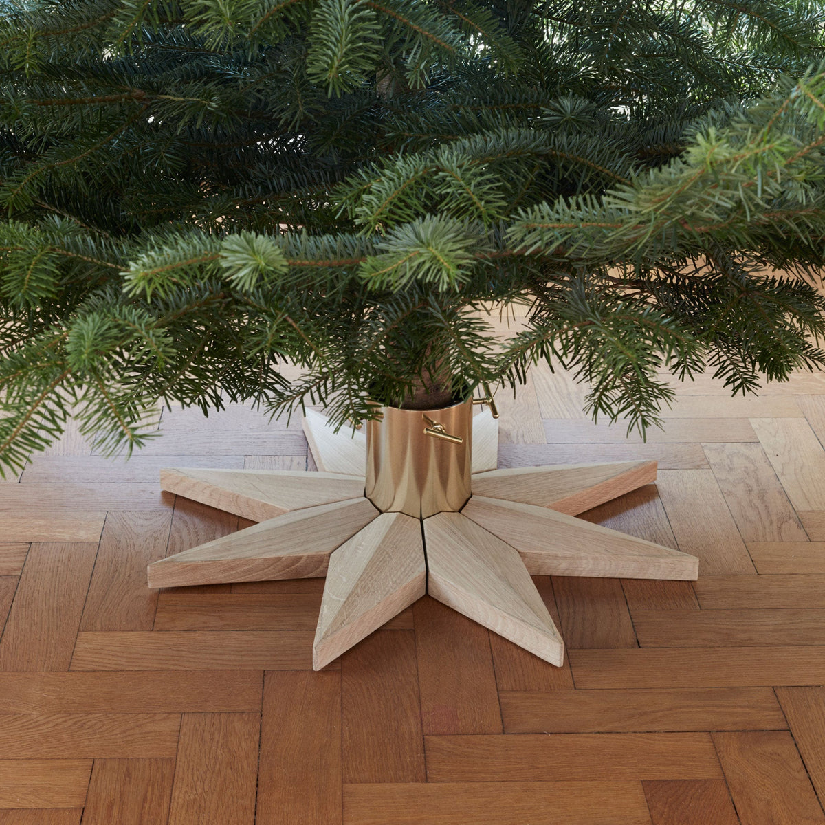 Stella Christmas Tree base | Skagerak | shop at Skandium London