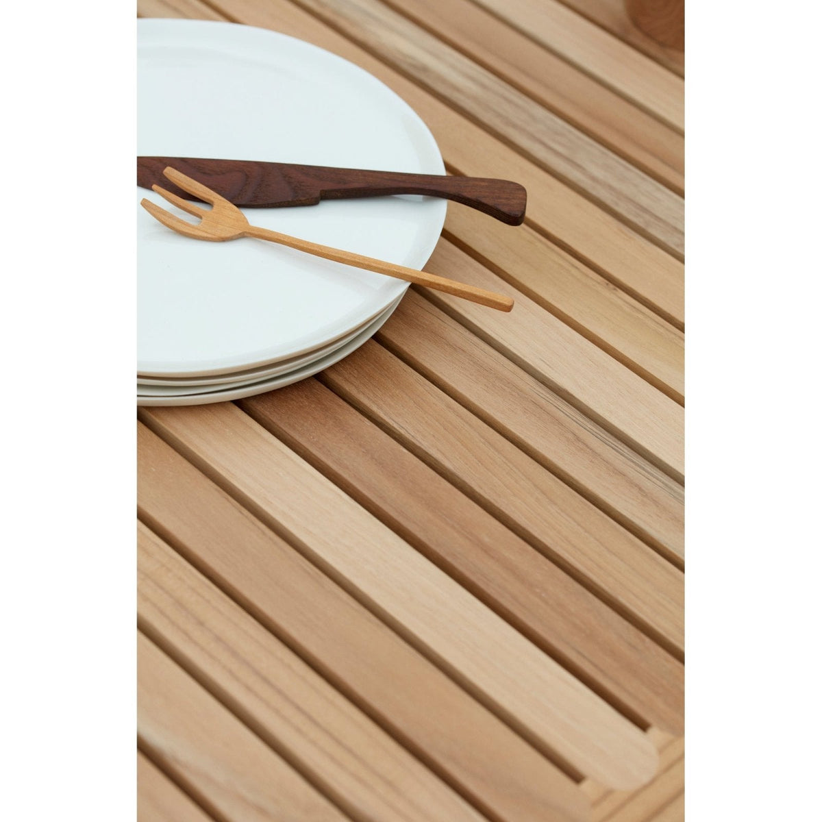 Carl Hansen - AH902 Dining Table, square - untreated teak - Skandium London