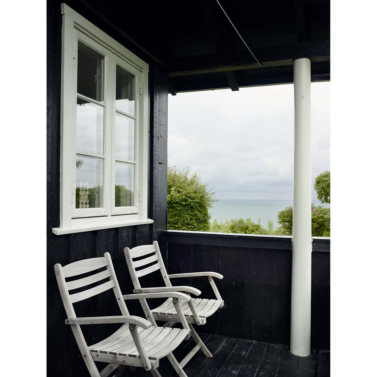 Fritz Hansen - Selandia Armchair - Skandium London