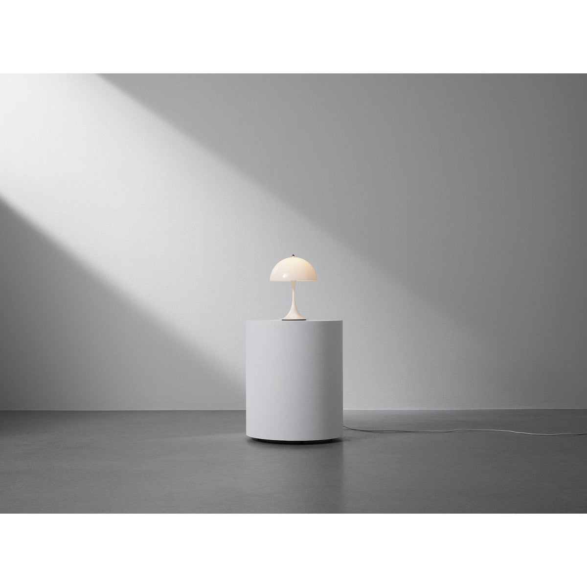 Louis Poulsen - Panthella 250 Portable Lamp - Skandium London