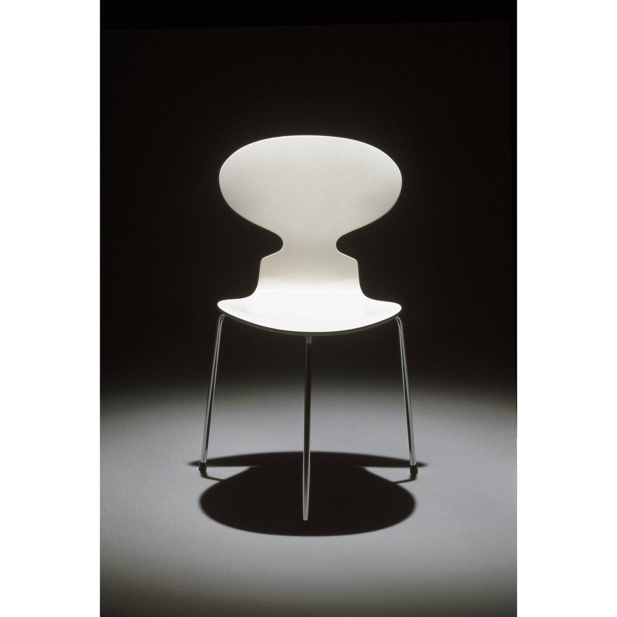 Fritz Hansen - Ant™ 3 legs chair - Skandium London