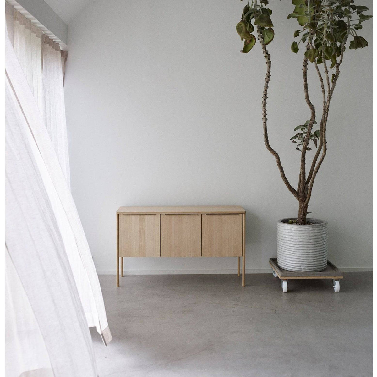 Fritz Hansen - Jut Cabinet - Skandium London