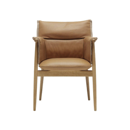 Carl Hansen - E005 Embrace armchair - Skandium London