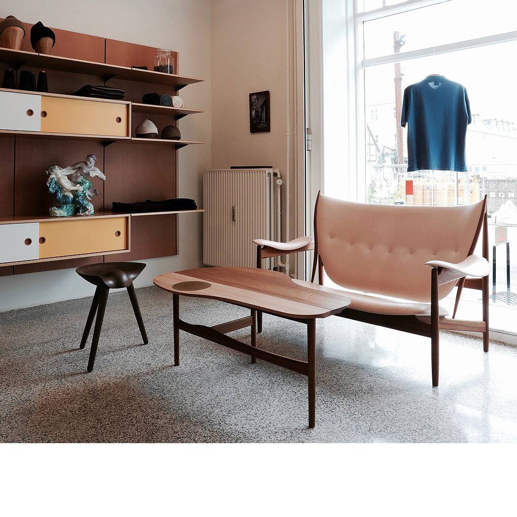 Chieftain sofa | House of Finn Juhl | Skandium London