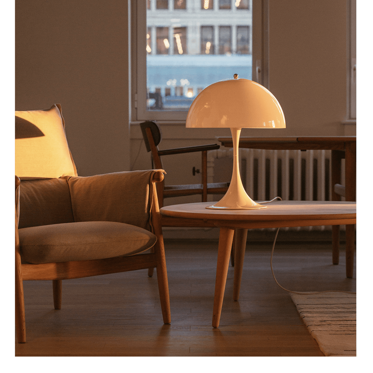 Louis Poulsen - Panthella 320 Table Lamp - Skandium London