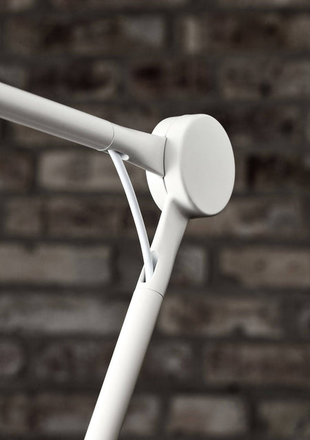Fritz Hansen Lighting - AQ01™ Table Lamp - Skandium London