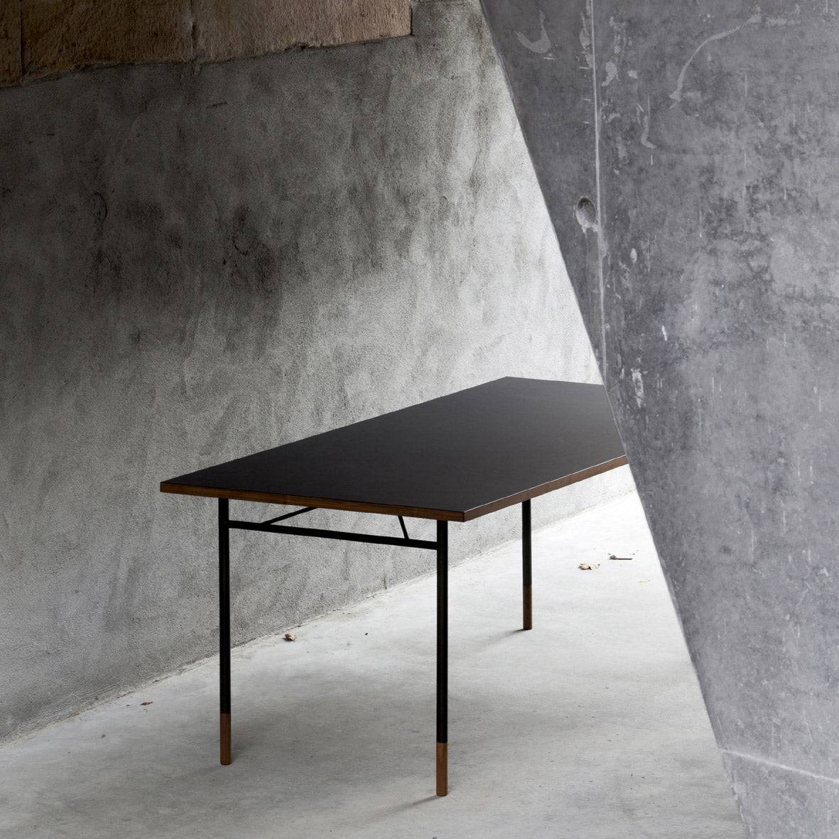 House of Finn Juhl - Nyhavn Desk - Skandium London