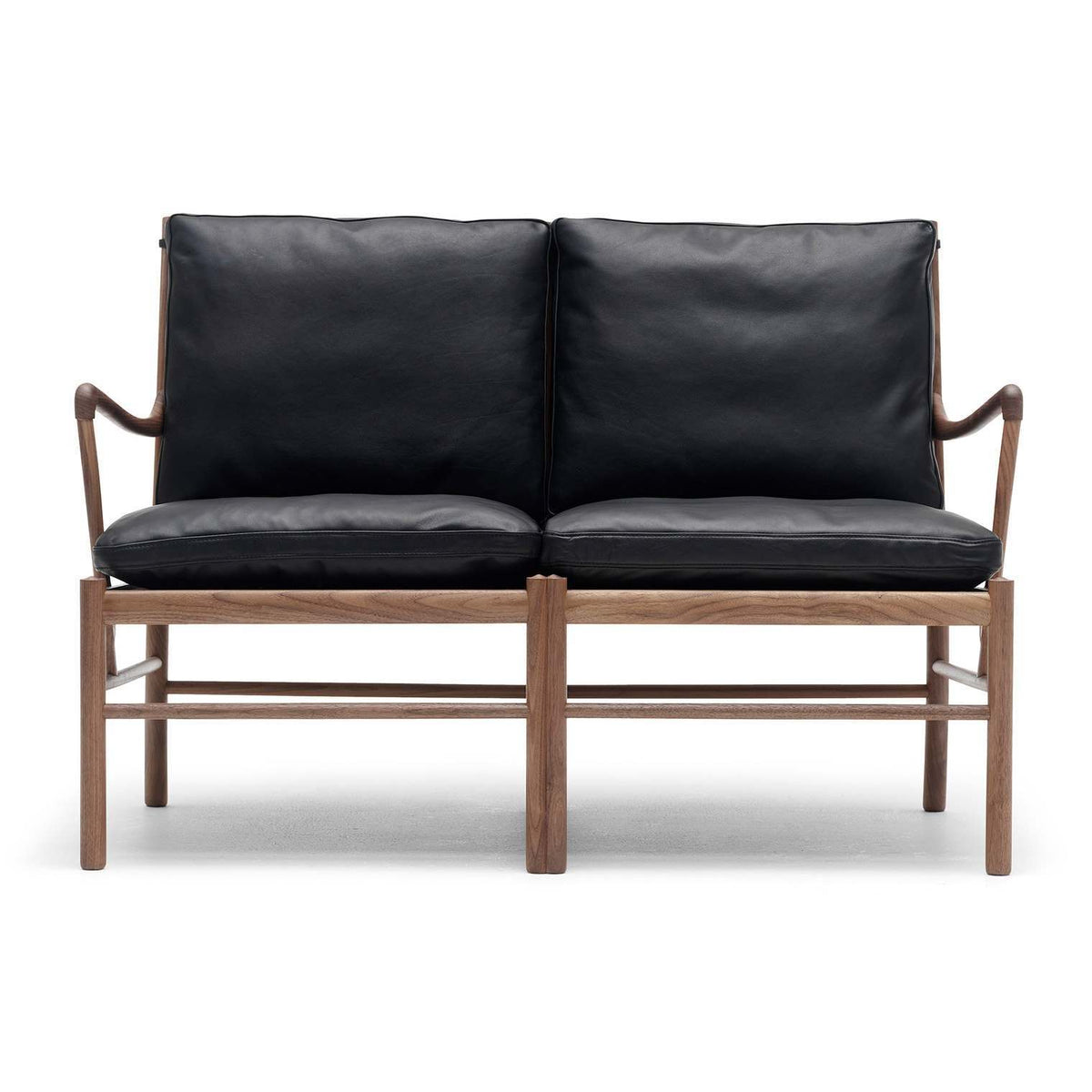 OW149-2 Colonial sofa | Carl Hansen | Skandium London